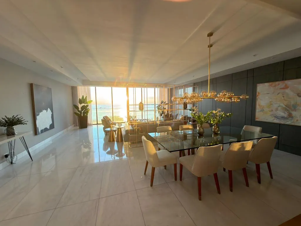Venta de Apartamento Lujoso Amoblado en Punta Pacífica