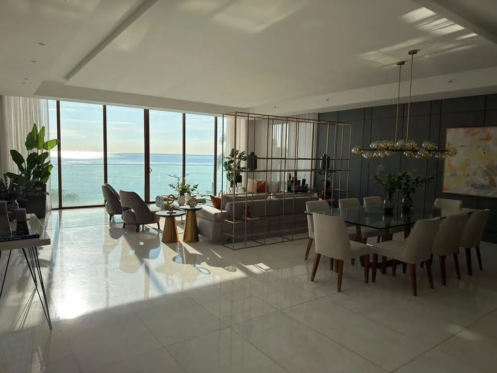 Venta de Apartamento Lujoso Amoblado en Punta Pacífica