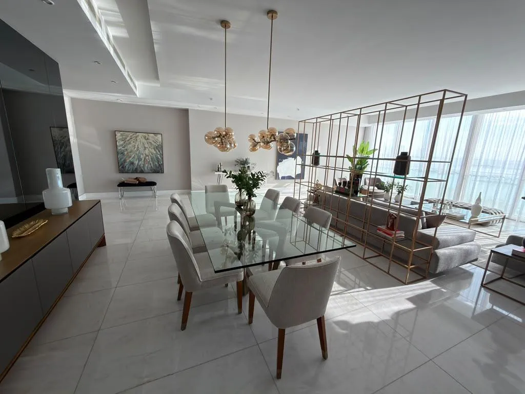 Venta de Apartamento Lujoso Amoblado en Punta Pacífica