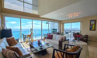VENTA DE APARTAMENTO PH H2O AVENIDA BALBOA
