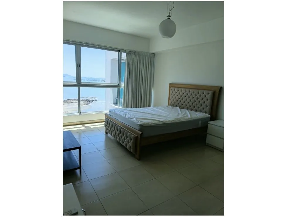 Furnished Apartment Rental - PH Grand Bay Tower, Ave. Balboa. JC