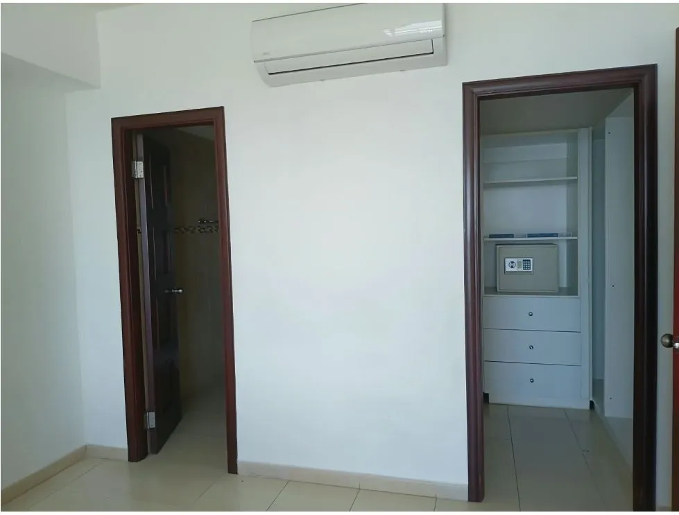 Furnished Apartment Rental - PH Grand Bay Tower, Ave. Balboa. JC