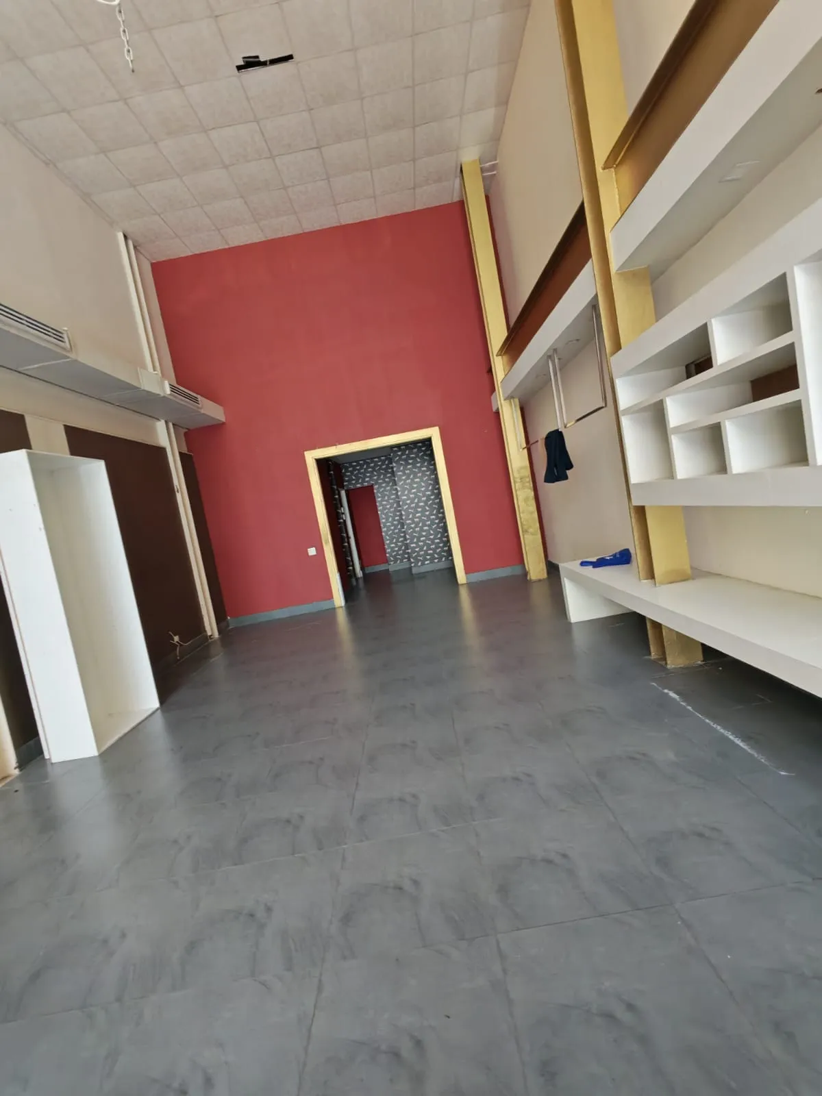 COMMERCIAL SPACE FOR LEASE IN SAN FRANCISCO, PANAMA