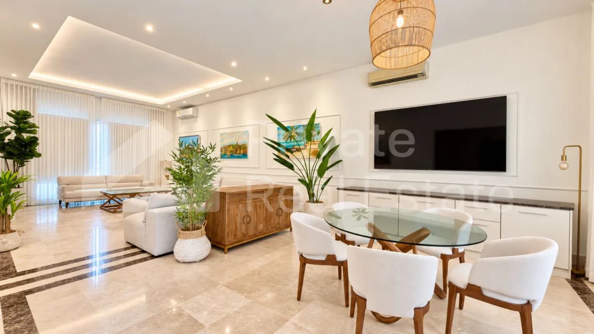 4-Bedroom Single-Family Home in Costa del Este, Toscana