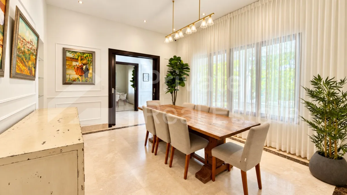 4-Bedroom Single-Family Home in Costa del Este, Toscana