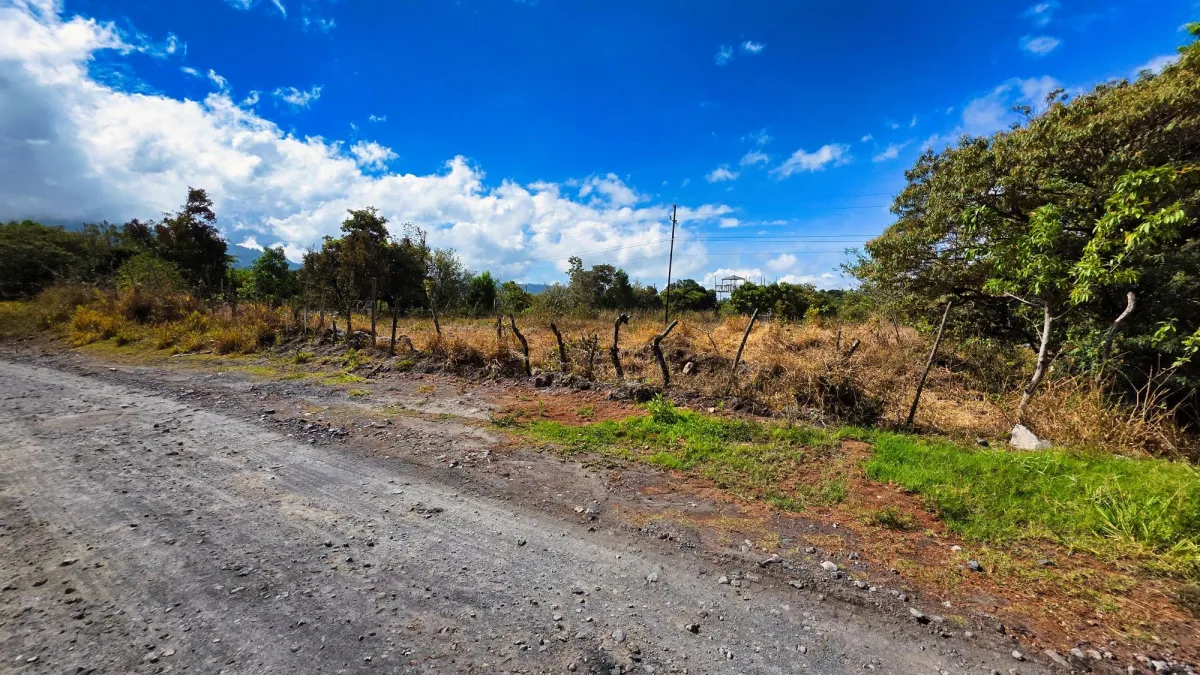 Lote en Volcán con Vistas y Excelente Ubicación